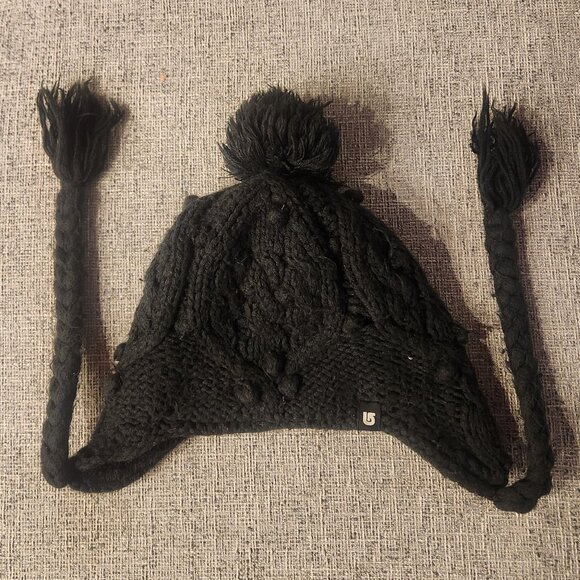 Black Burton Beanie w/pom - Picture 2 of 7